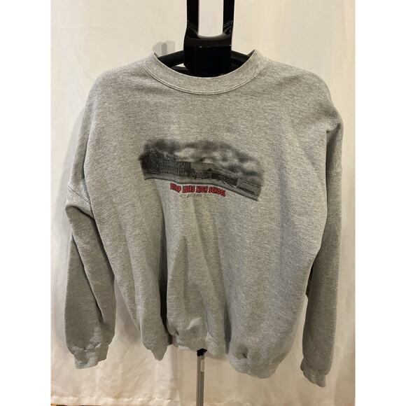Bishop Luers High School Long Sleeve Gray Crewneck Sweatshirt Men's size XL - Picture 1 of 4
